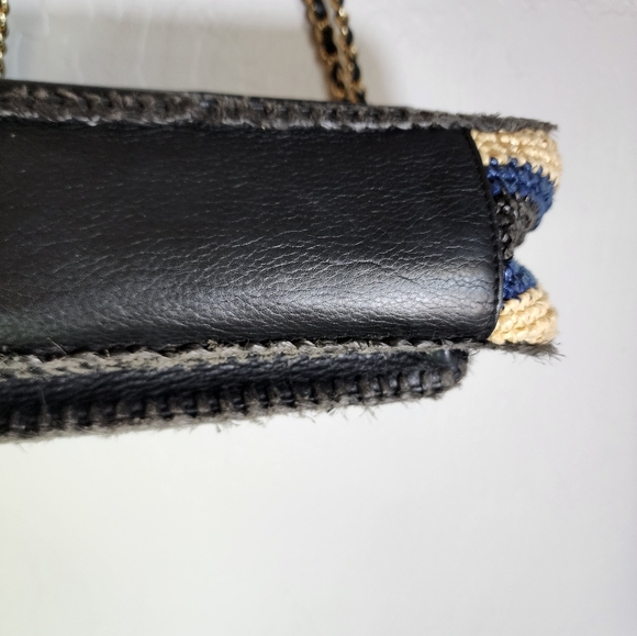 Tory Burch Small Marion Crochet Straw Saddlebag - Picture 15 of 16